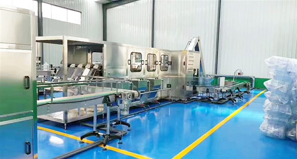 600桶/小時(shí)大桶灌裝機(jī)